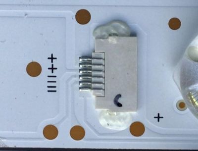 KIT DE LED'S PARA TV TCL ((12 PIEZAS)) / NUMERO DE PARTE GIC55LB172_3030F2.1D_V0.4_20200612 / 4C-LB5508-ZM06J / 4C-LB5508-ZM07J / 4C-LB5508-ZM08J / 210402 / GIC55LB172_3030F2.1D / PANEL LVU550NDJL / DISPLAY ST5461D12-5 VER.2.2 / 55S531 / 55S535 - Imagen 6